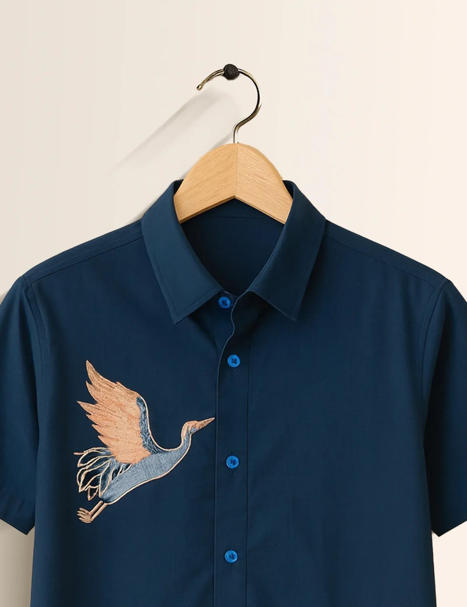 Navy Blue Crane Bird Graphic Short Sleeve Shirt – Elegant Nature Casual Button Shirt for Men